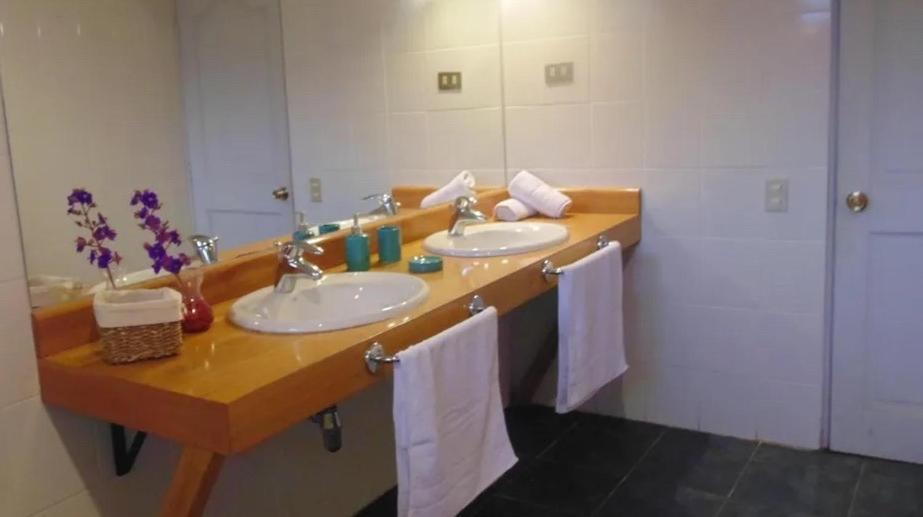 Manureva Nui Hotel Boutique Hanga Roa Esterno foto